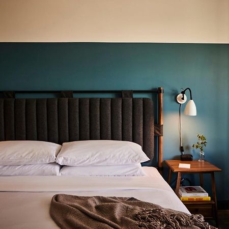 The Junto Hotel Columbus Extérieur photo